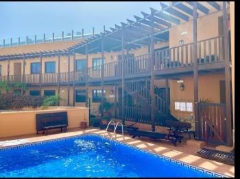 Ada´s Home, Los Abrigos, Wifi and Near the Beach